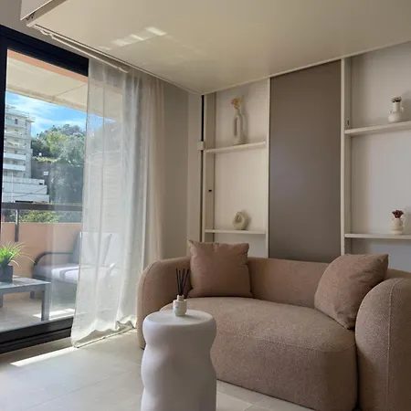 Апартаменты De Luxe Portes De - Vue - Piscine - Wifi