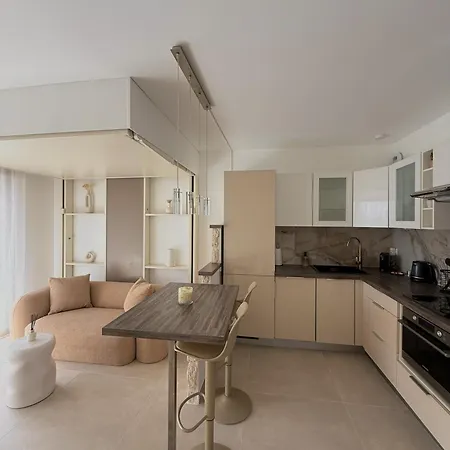 De Luxe Portes De - Vue - Piscine - Wifi *