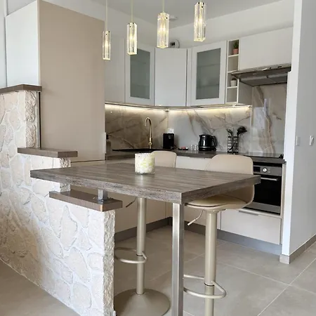 アパート De Luxe Portes De - Vue - Piscine - Wifi モンテ・カルロ