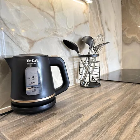 De Luxe Portes De - Vue - Piscine - Wifi * モンテ・カルロ