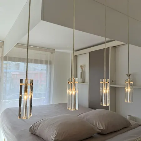 De Luxe Portes De - Vue - Piscine - Wifi * モンテ・カルロ