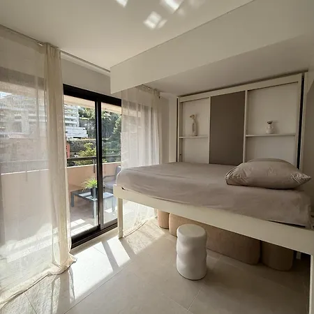 De Luxe Portes De - Vue - Piscine - Wifi * モンテ・カルロ