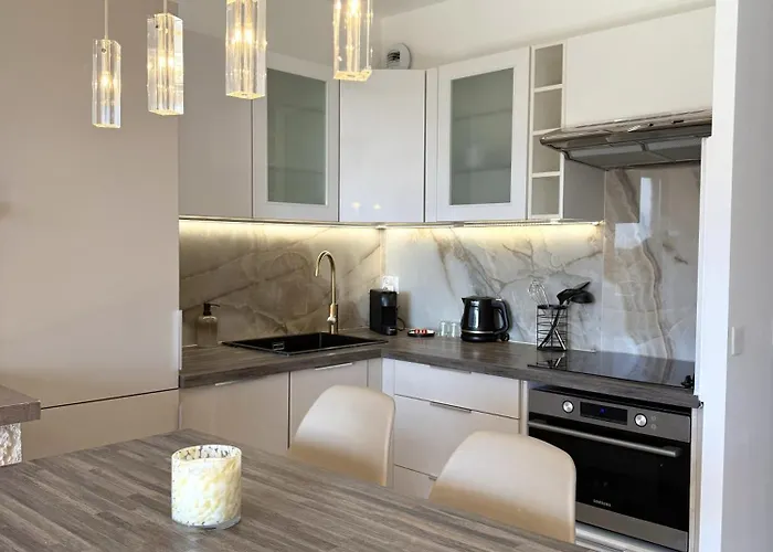 De Luxe Portes De - Vue - Piscine - Wifi Апартаменты Монте-Карло