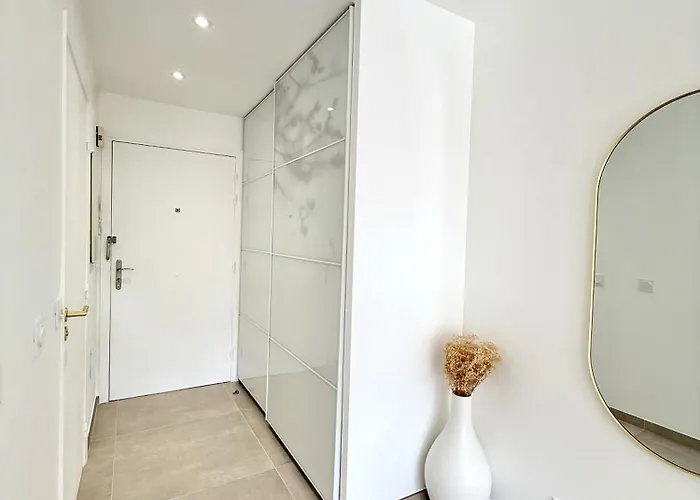 De Luxe Portes De - Vue - Piscine - Wifi *